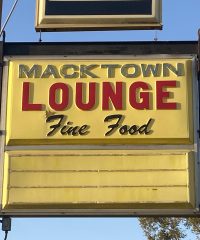 Macktown Lounge