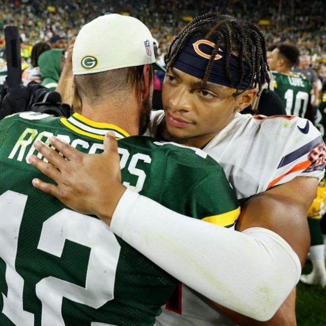 Bears vs Packers Party @ Louie’s Tap House