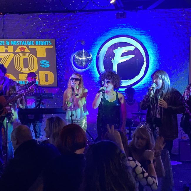 That 70’s Band LIVE New Year’s Eve @ Splitter’s Bar & Grill