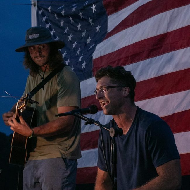 VanDwellers @ Louie’s Tap House