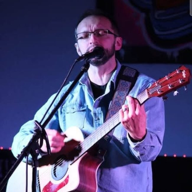 Chris Lewis @ It’s A Wing Thing