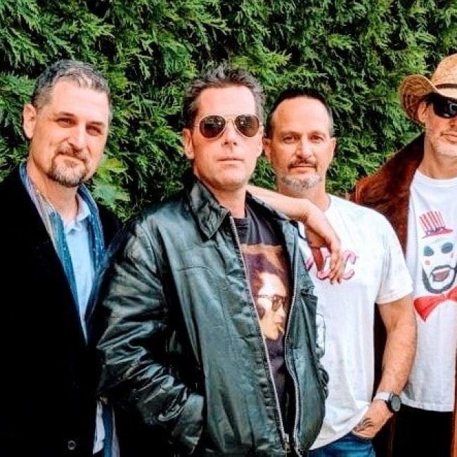 TREE DOGS LIVE