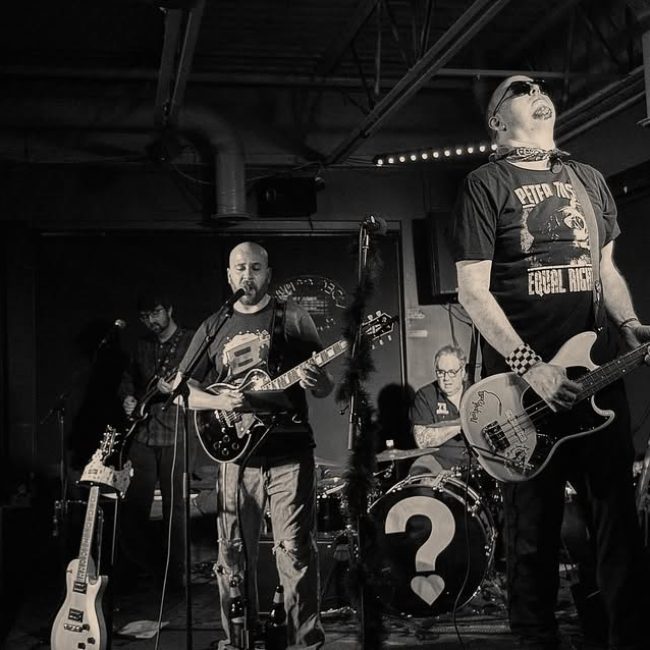 The Mystery Dates Band @ Splitter’s Bar & Grill